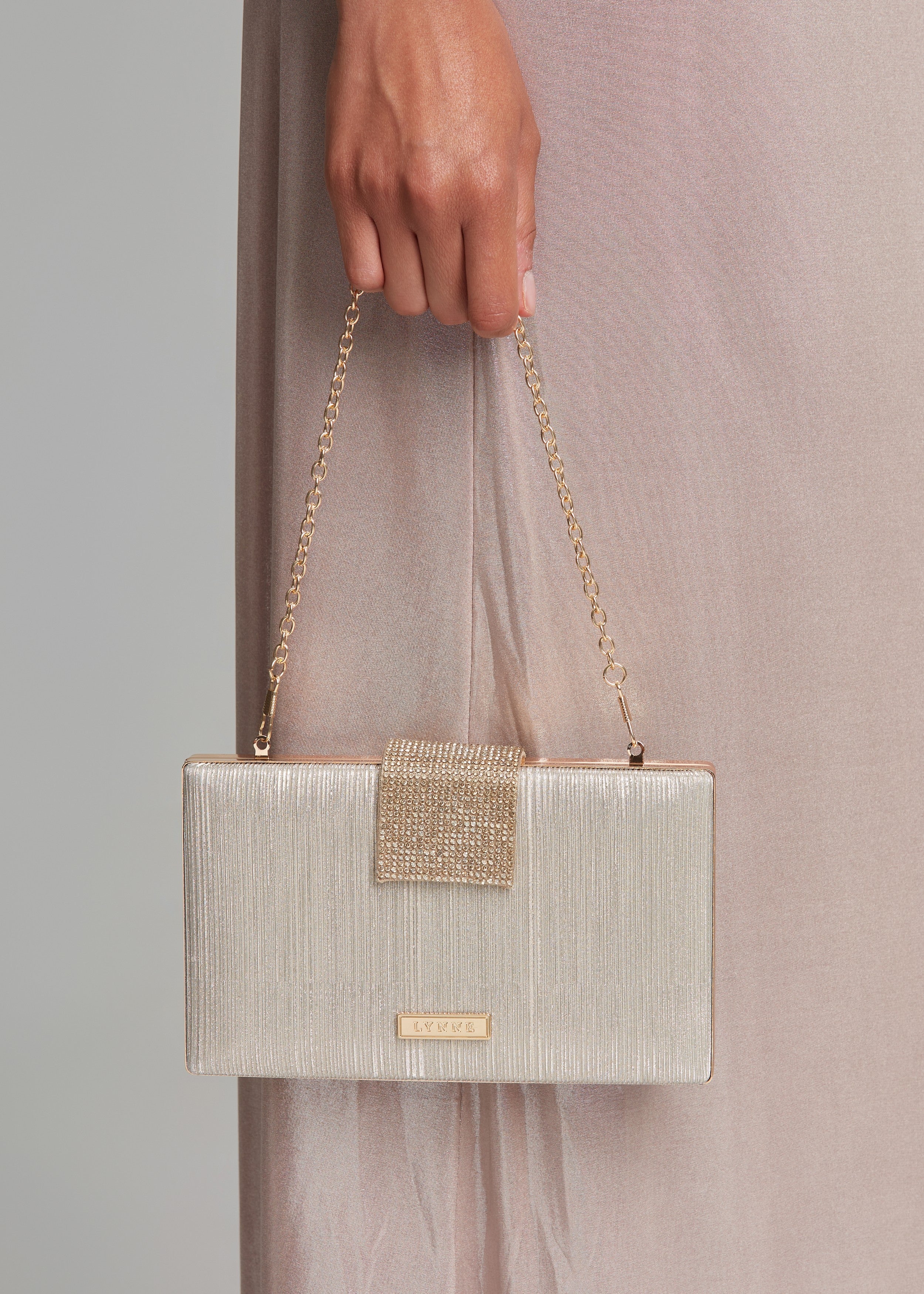 Μεταλλιζέ clutch με στρας