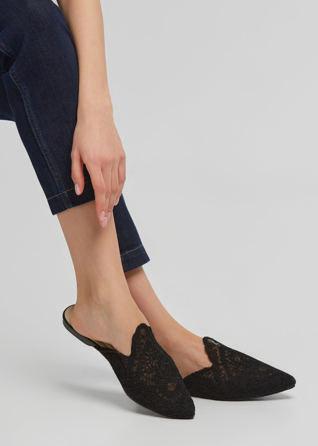 Φλατ mules δαντέλα