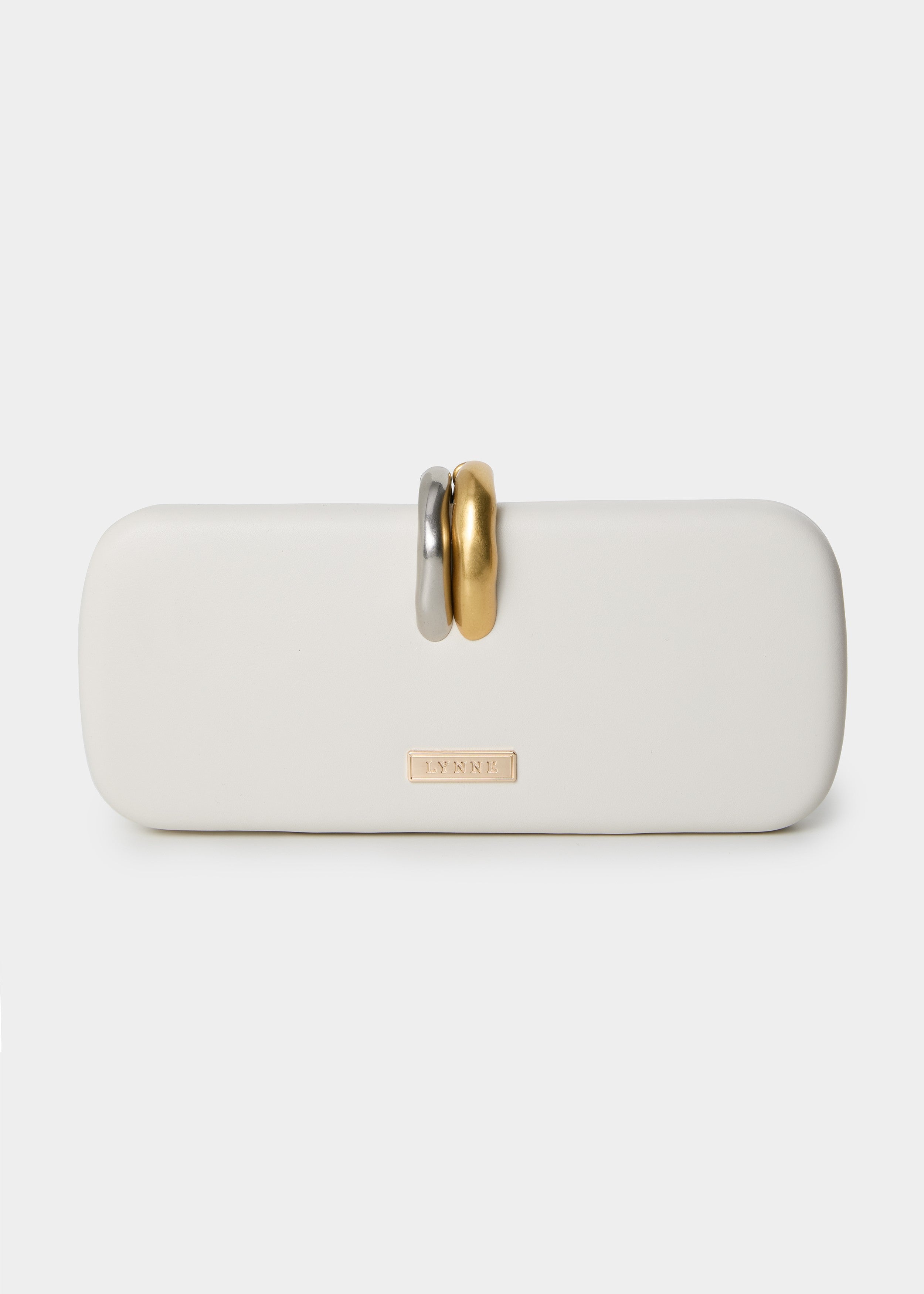 Clutch τσάντα με μεταλλικό κούμπωμα